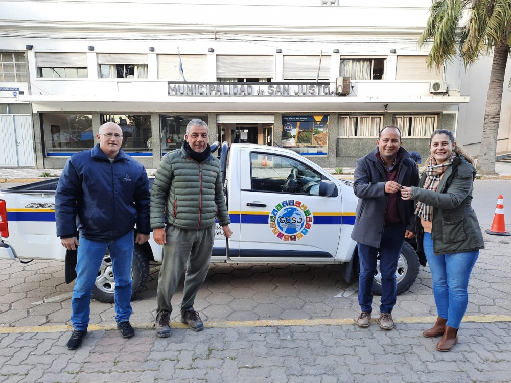 SUMA NUEVO VEHÍCULO EL PARQUE DE MAQUINARIAS DEL GOBIERNO DE LA CIUDAD DE SAN JUSTO.