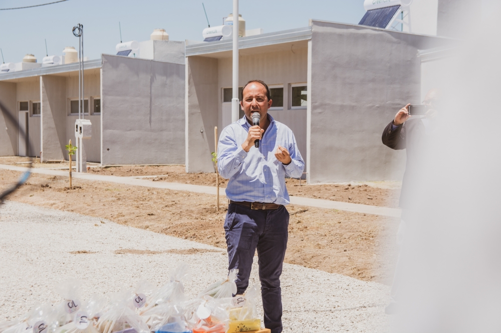 SE ENTREGARON LAS PRIMERAS VIVIENDAS DE HOGARES 2030