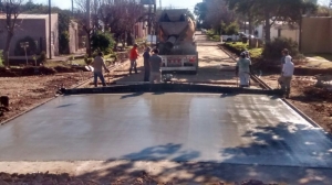 EJECUCION DE TRABAJOS DE PAVIMENTACION EN BARRIO FATIMA.