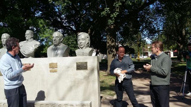 ACTO DE EMPLAZAMIENTO DEL BUSTO DEL BRIGADIER GENERAL ESTANISLAO LOPEZ.