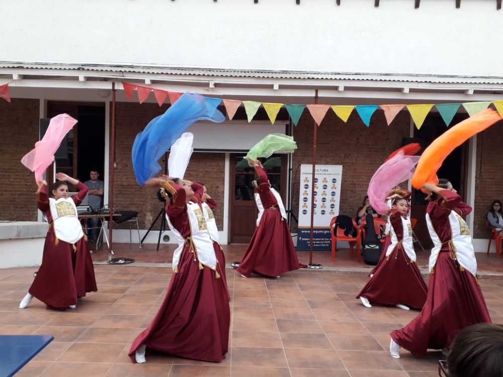 LA CASA DE LA CULTURA FUE ESCENARIO ESTE DOMINGO DE VARIOS EVENTOS EN EL MARCO DE LA CELEBRACIÓN POR EL DIA DE LA MUJER.